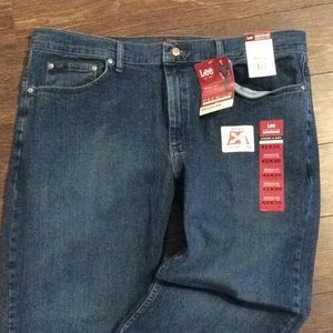 Lee jeans, regular fit, straight leg size 42x30